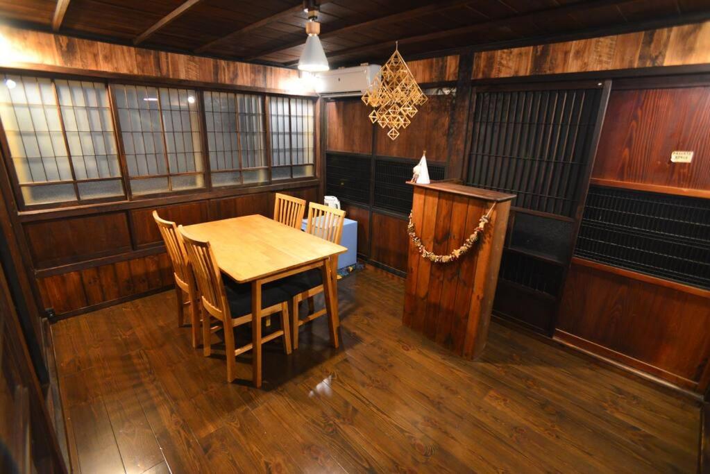 佐渡 ビーチまで0分 1客のみ オーシャンビュー Beach Side House ウッドデッキ Sado Экстерьер фото
